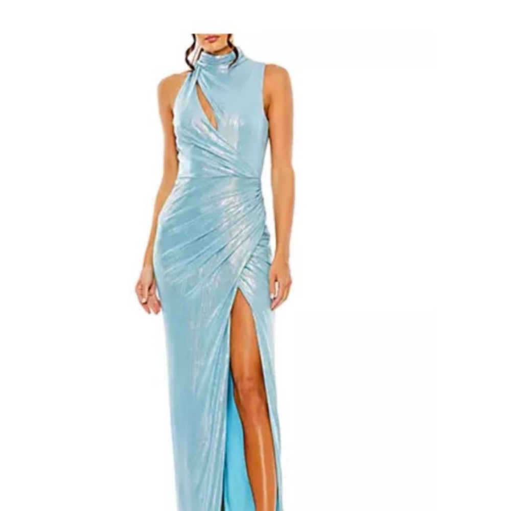 Elegant Blue Evening Gown
